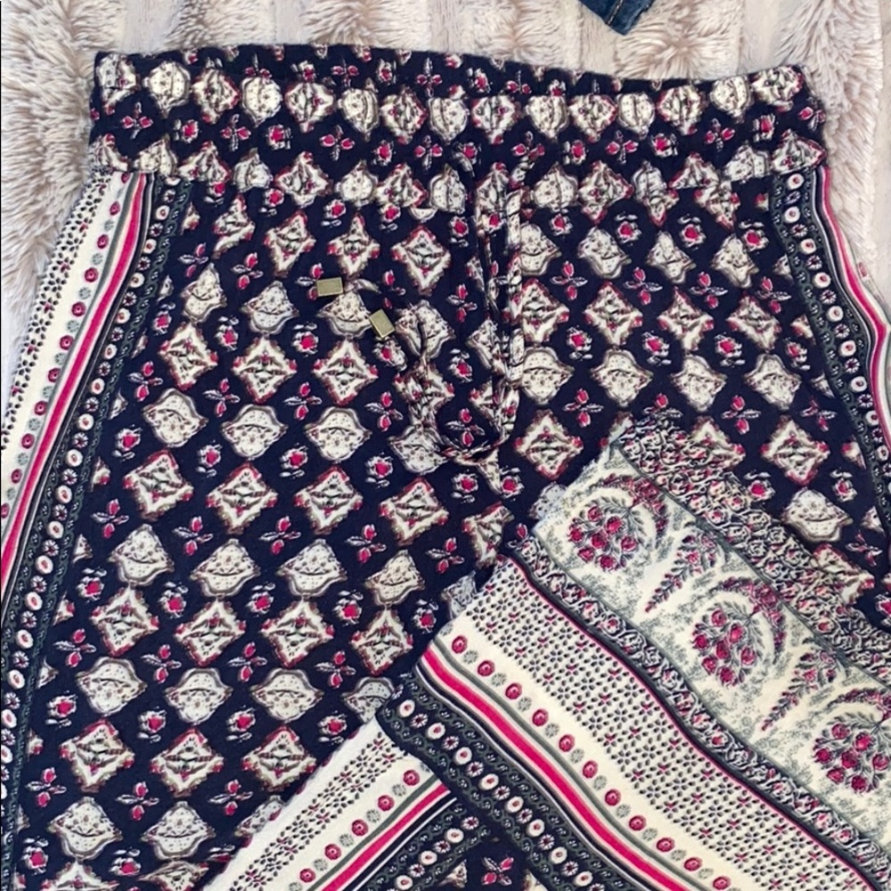 Patterned flowy pants - Picture 7 of 8